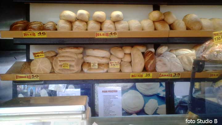 Cena hleba novom Uredbom ograničena na 53,5 dinara